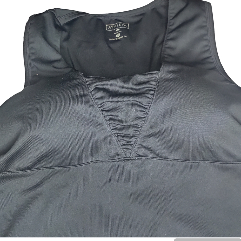 ATHLETA Women's Aqua Fastest Track tank top built in bra 38B